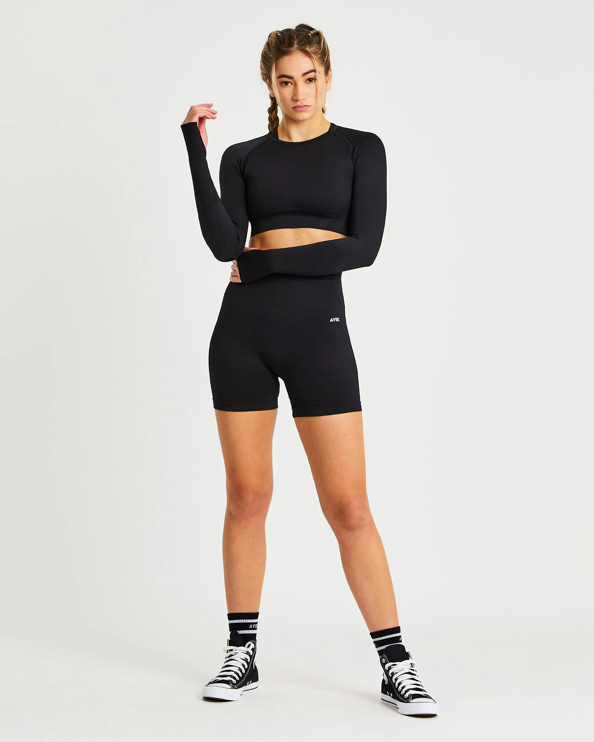 Balance V2 Seamless Long Sleeve Crop Top - Black