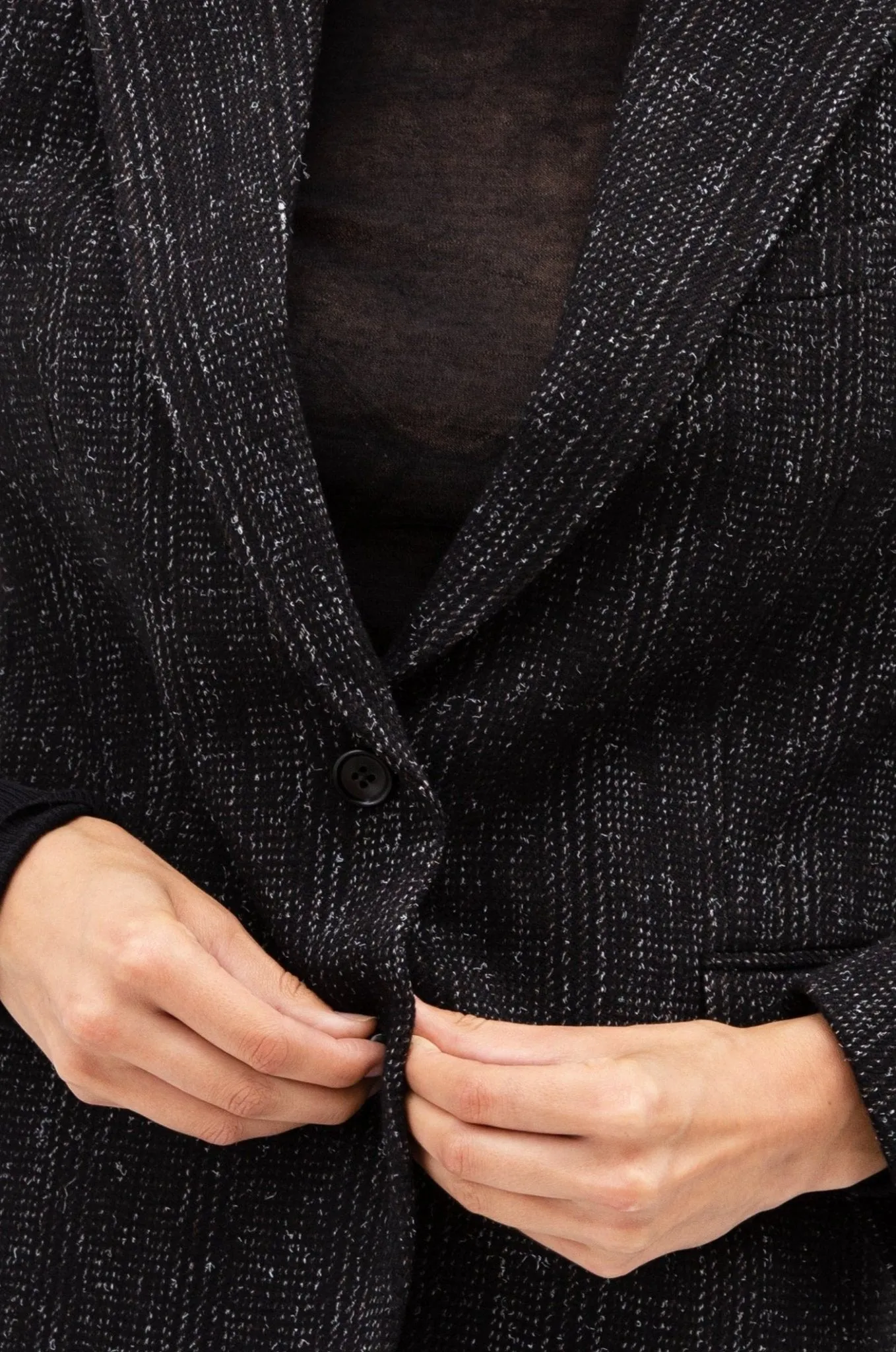 BIANCA BUTTON BLAZER IN ITALIAN WOVEN WOOL