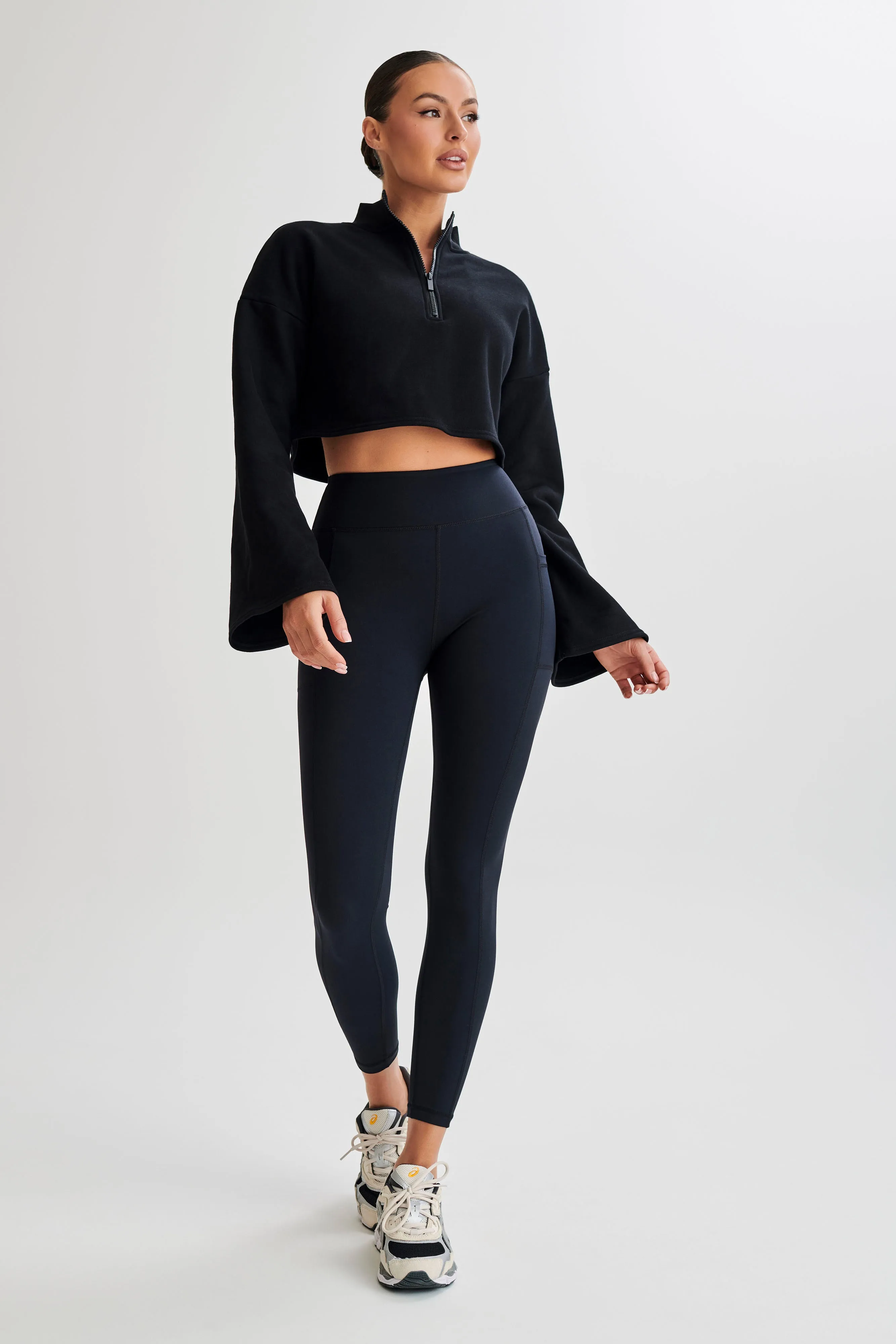 Briar V Back Leggings With Pockets - Black