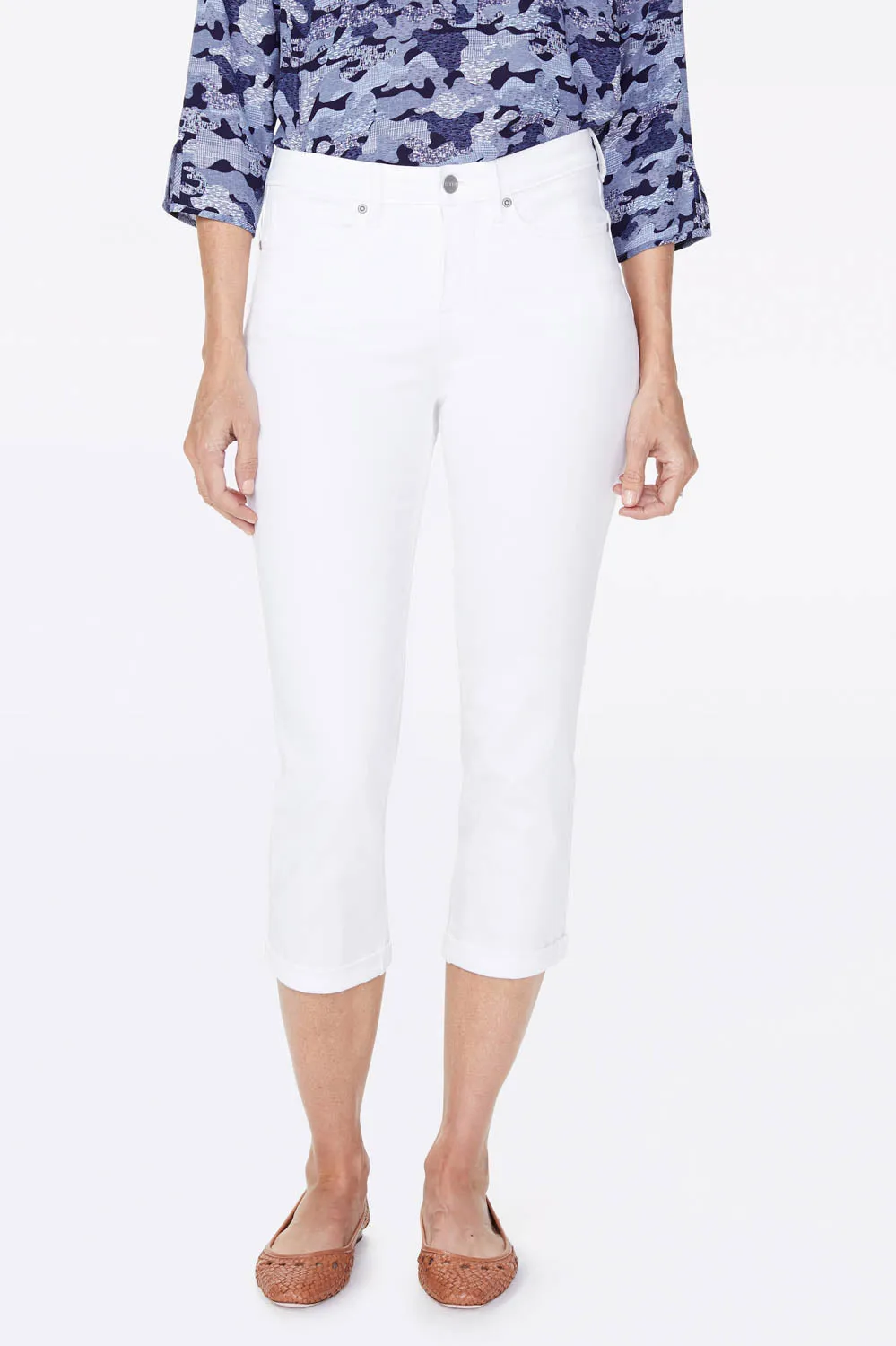 Chloe Skinny Capri Jeans In Petite - Optic White