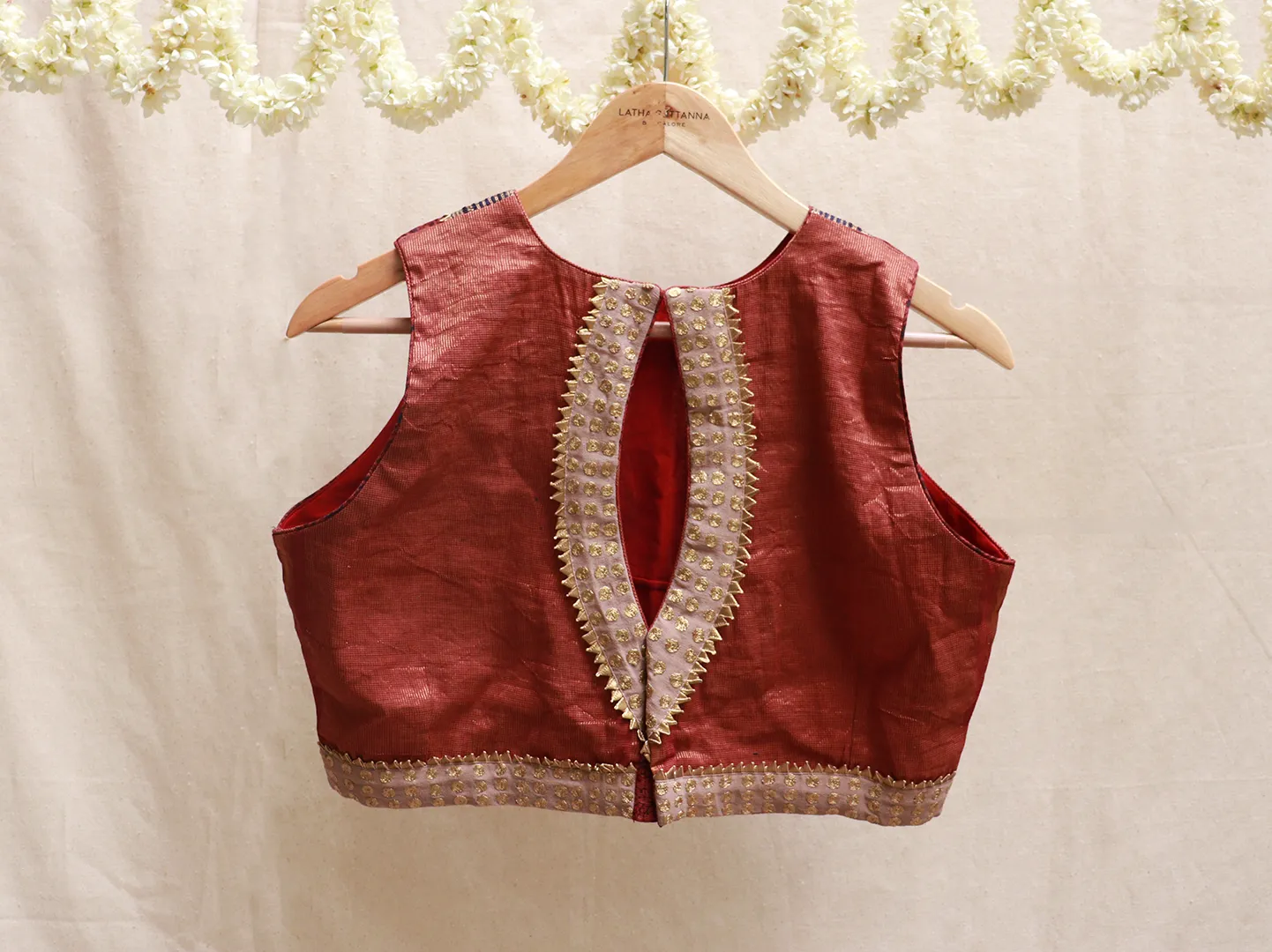 Maroon, Mangalgiri, Hand embroidery blouse