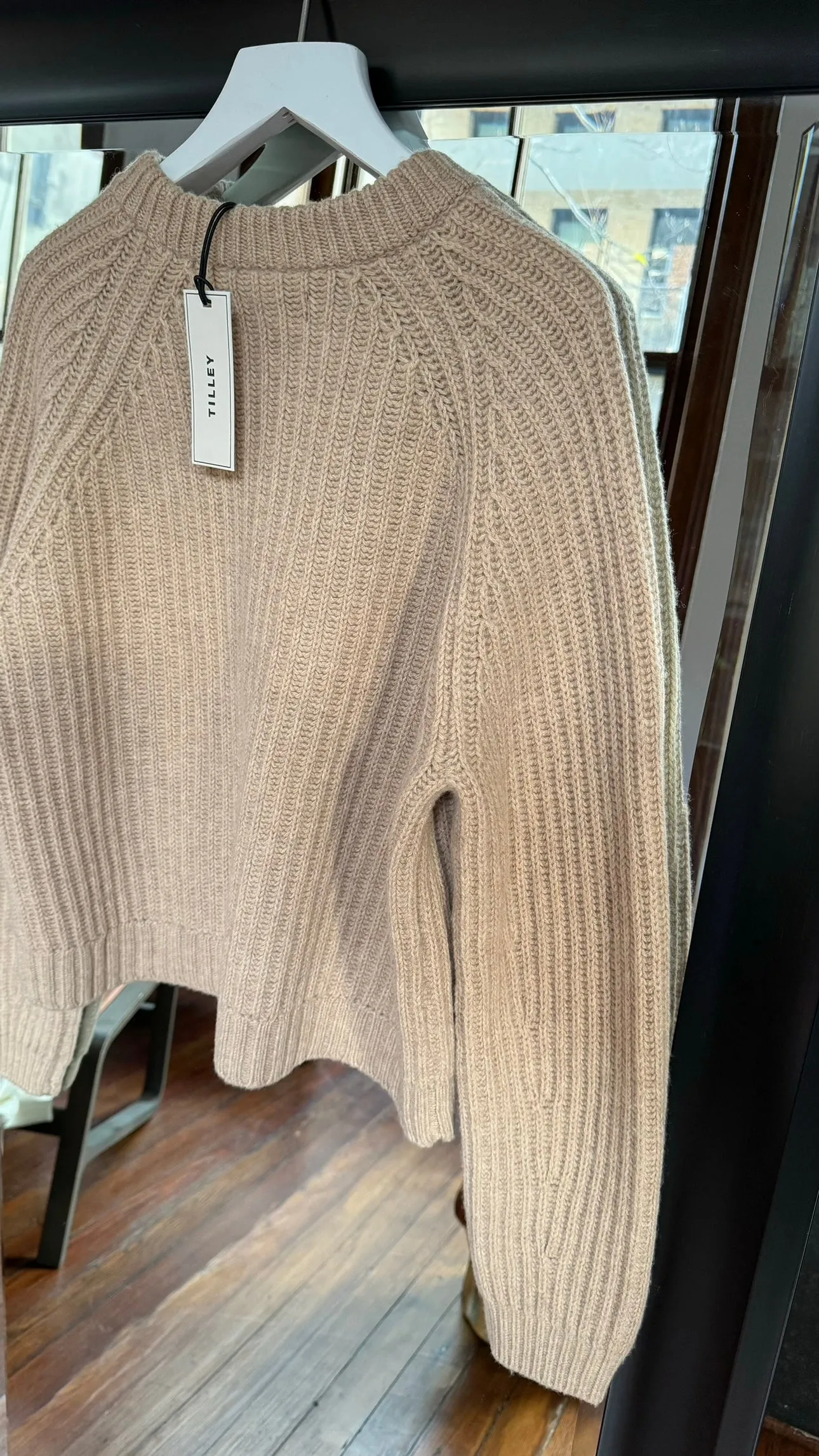 TILLEY Sweater