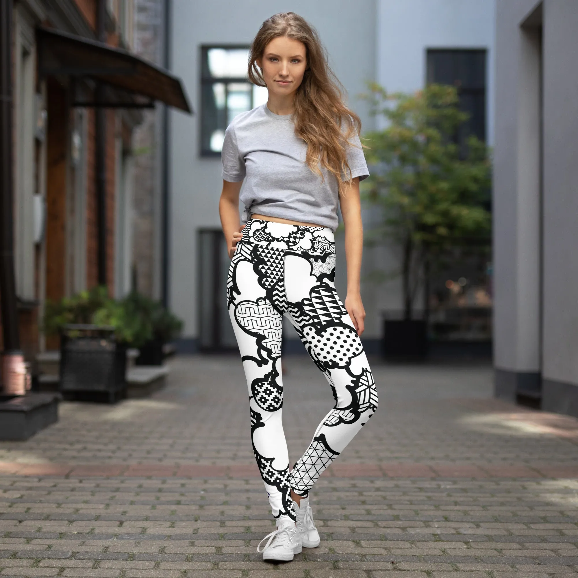 Women's Black and White Graffiti Clouds High Waist Yoga Pants Workout Leggings For Jiu Jitsu 001